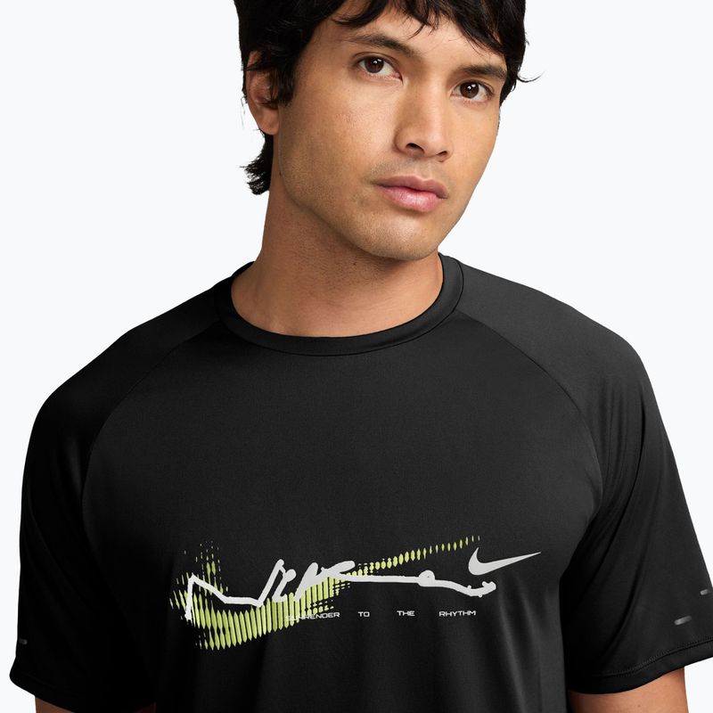 Футболка для бігу чоловіча Nike Stride Let Go Dri-FIT ADV black 3