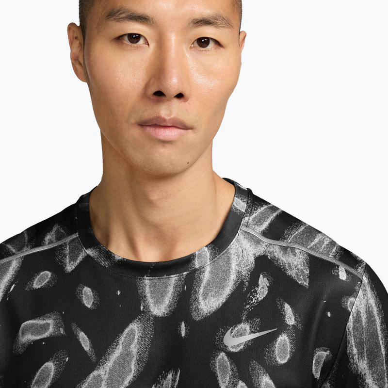 Футболка для бігу чоловіча Nike Miler Dri-Fit UV black 3