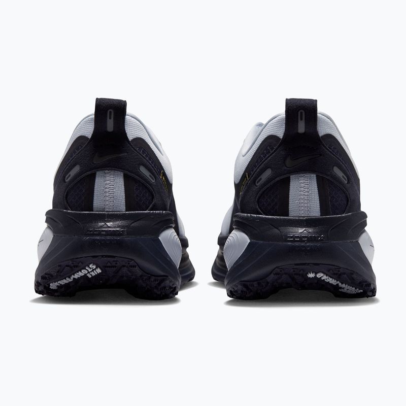 Кросівки для бігу чоловічі Nike Vomero 18 GORE-TEX football grey/gridiron/metallic dark grey 2