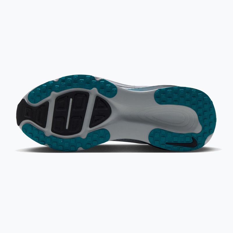 Кросівки для бігу чоловічі Nike Vomero 18 football grey/metallic cool grey/black 4