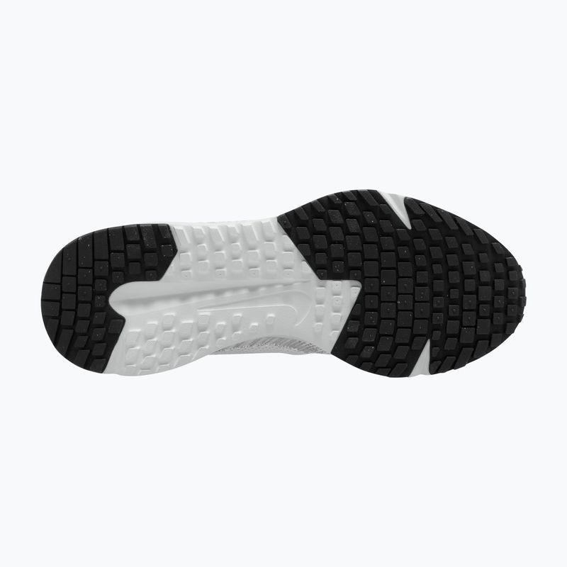 Кросівки для бігу жіночі Nike Run Defy wolf grey/off white/metallic silver 3