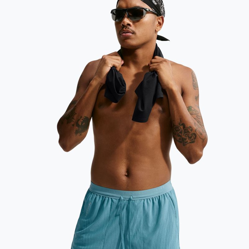 Шорти для бігу чоловічі Nike Stride smokey blue 4