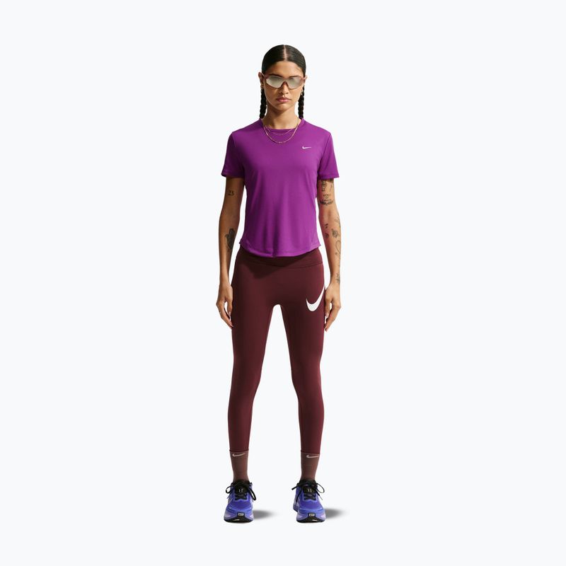 Футболка для бігу жіноча Nike Tempo SS bold berry 2