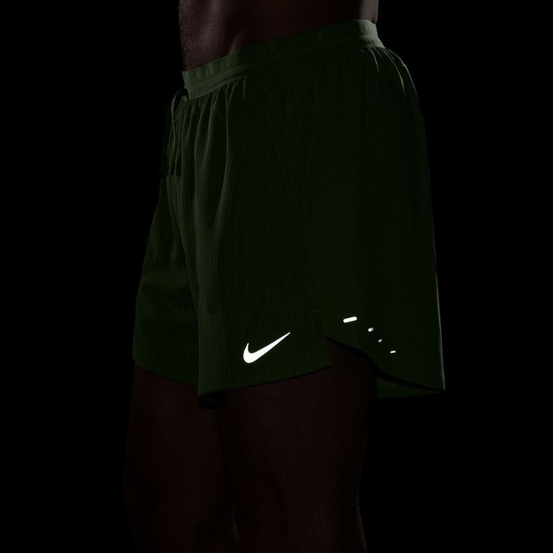 Шорти для бігу чоловічі Nike Stride light lemon twist 5