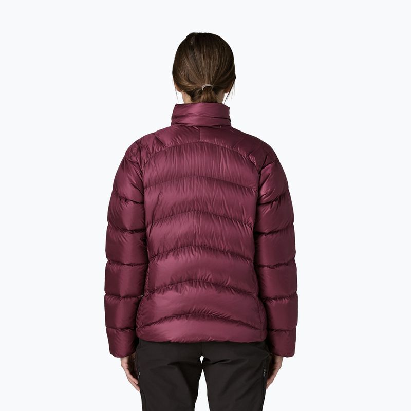 Пуховик жіночий Patagonia Fitz Roy Down berry fig 2