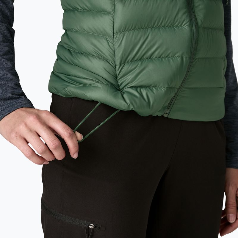 Жилет жіночий Patagonia Down Sweater canopy green 5