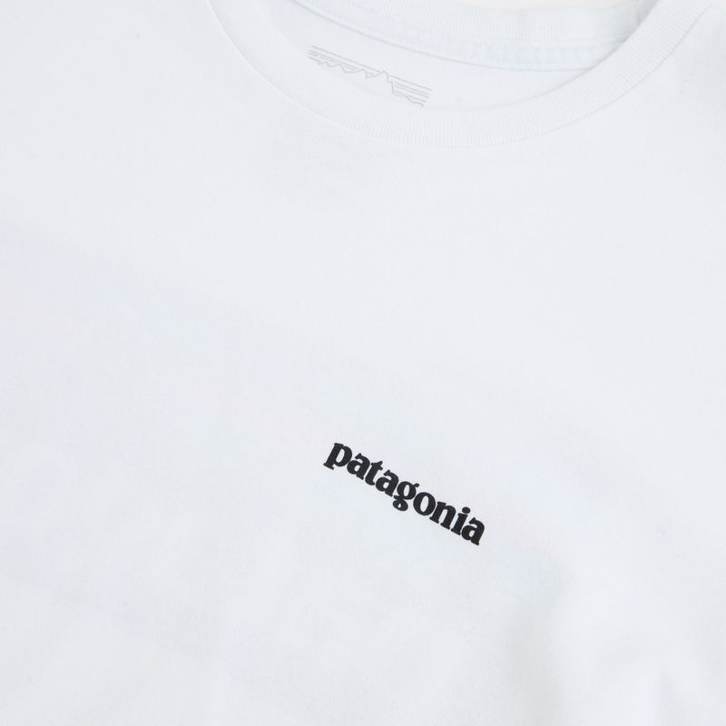 Лонгслів чоловічий Patagonia P-6 Logo Responsibili fiber white 3