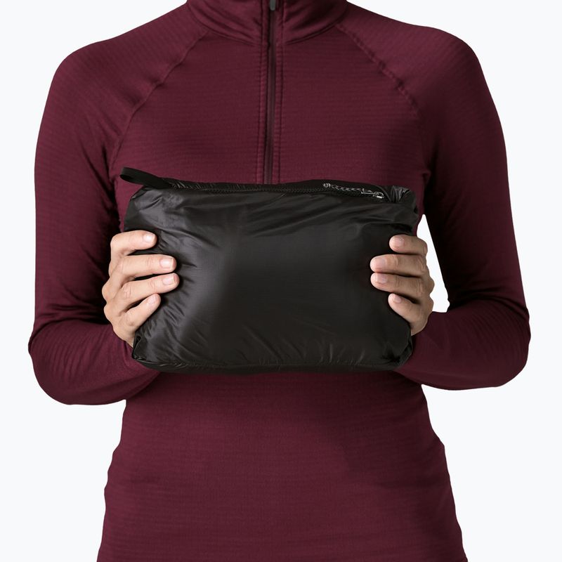 Пуховик жіночий Patagonia Fitz Roy Down black 7