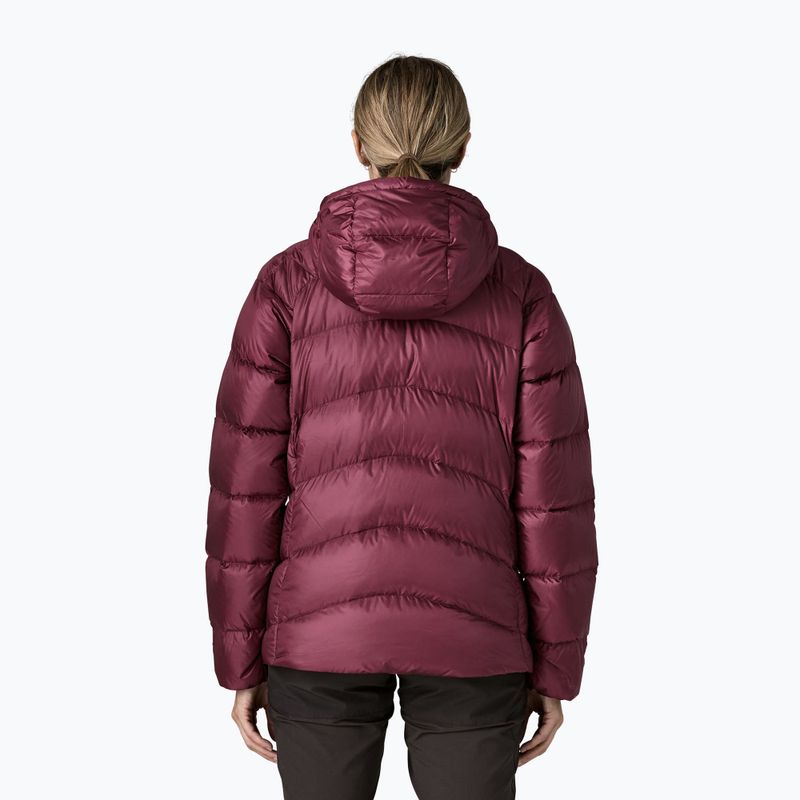 Пуховик жіночий Patagonia Durable Down Hoody berry fig 2