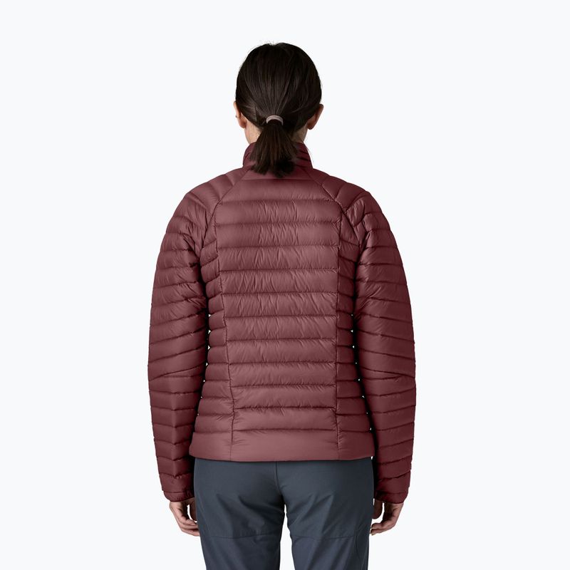 Пуховик жіночий Patagonia Down Sweater dark ruby 2