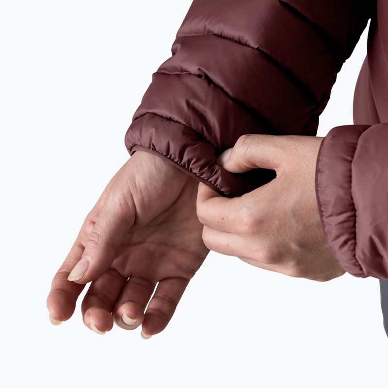 Пуховик жіночий Patagonia Down Sweater dark ruby 6