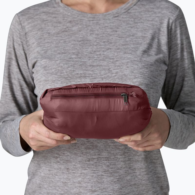 Пуховик жіночий Patagonia Down Sweater dark ruby 7