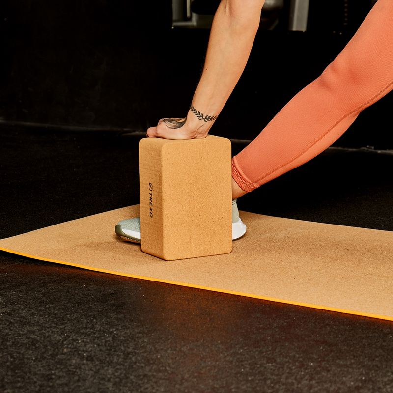 Блок для йоги XTREXO коричневий YB-100 10