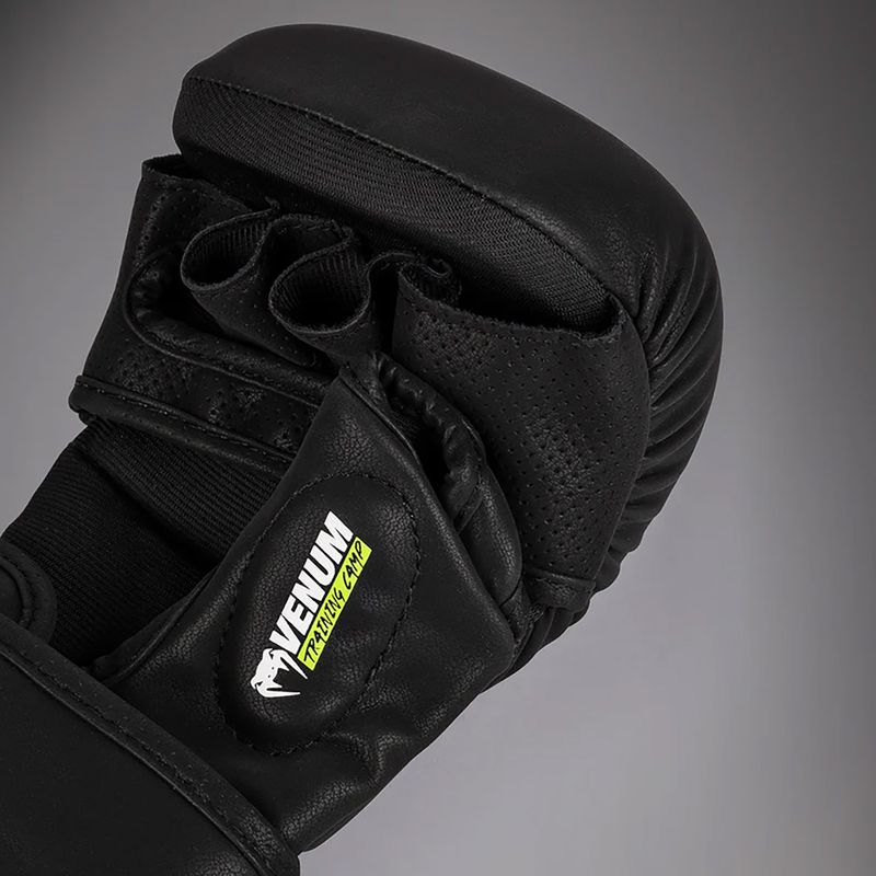 Рукавиці спарингові Venum Training Camp 4.0 black/neo green 4