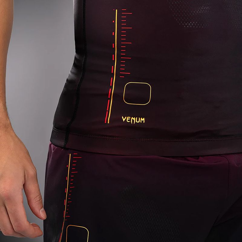 Чоловіча тренувальна футболка Venum Tactical XT 05522 Rashguards чорний/бордовий/золотий 4