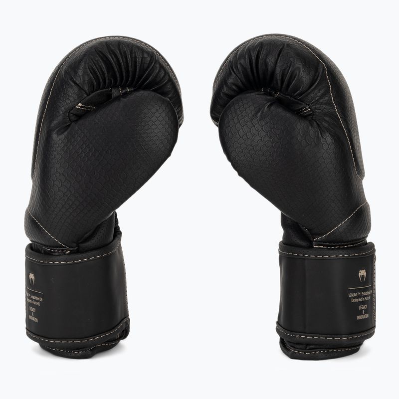 Рукавиці боксерські Venum Impact Evo Scales Boxing black 4