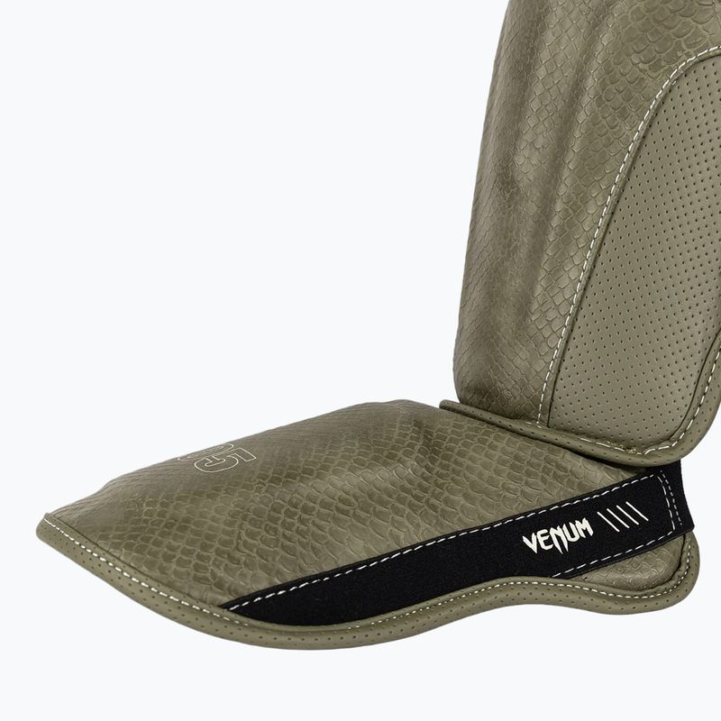 Захист для гомілок та стоп Venum Impact Evo Scales Shinguards army green 6