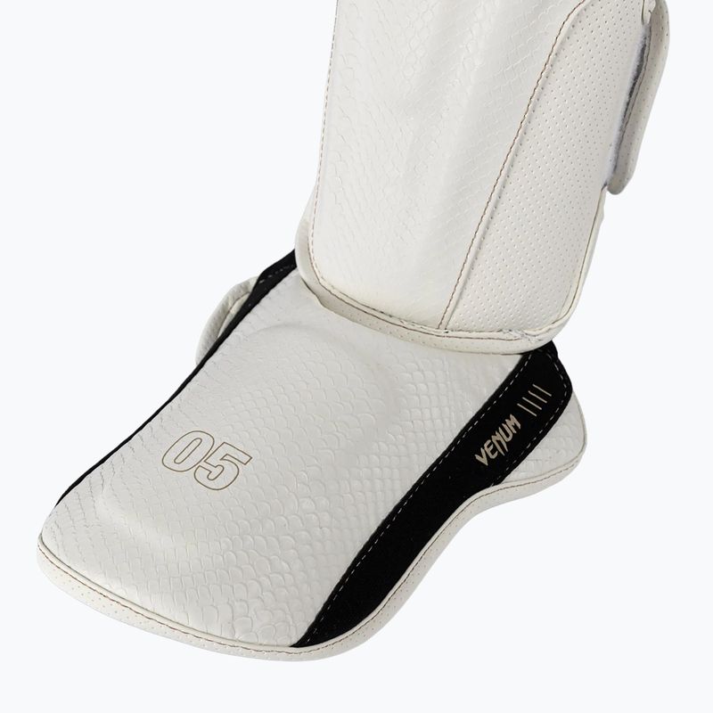 Захист для гомілок та стоп Venum Impact Evo Scales Shinguards ivory 5
