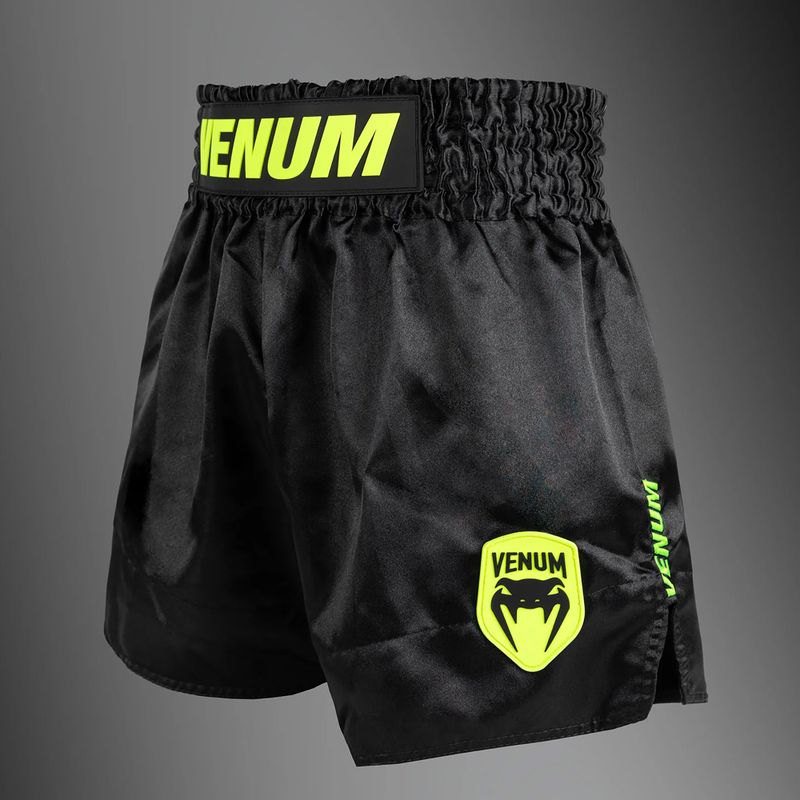 Шорти для тренувань чоловічі Venum Classic Evo Muay Thai black/neon yellow 3