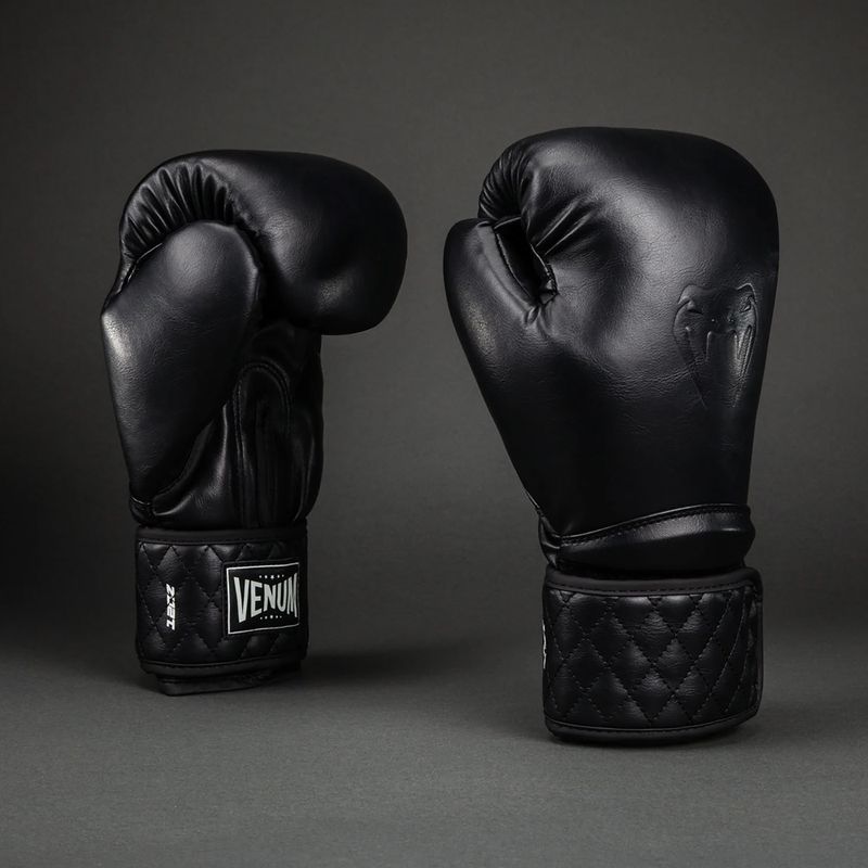 Боксерські рукавиці Venum Impact Classic Boxing black 2