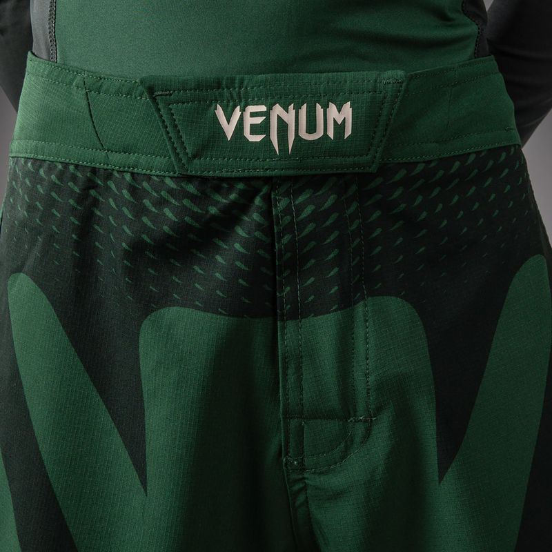 Шорти для тренувань дитячі Venum Attack Kids Fightshorts forest green/off white 6