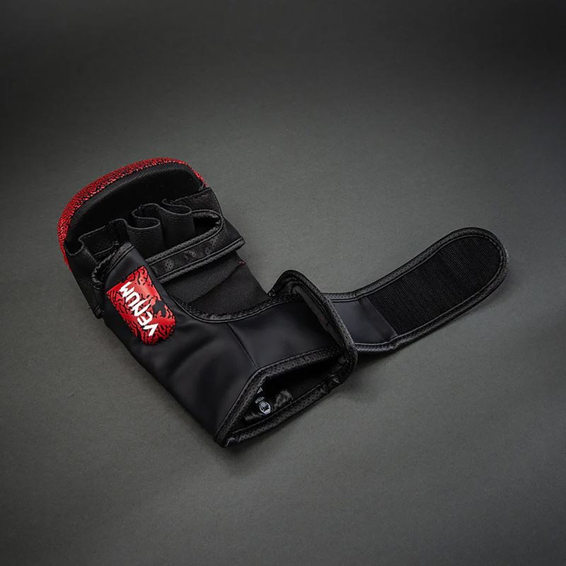 Рукавиці спарингові Venum x TEKKEN 8 Kazuya Sparring red/black 5