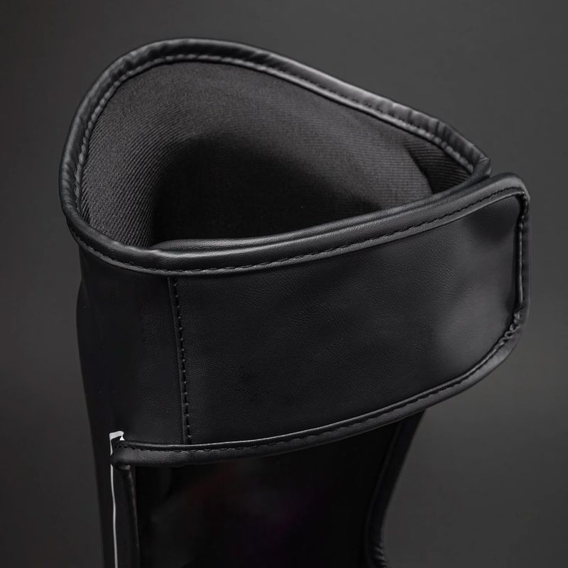 Захист для гомілки та стоп Venum Stealth Shin black/white 4