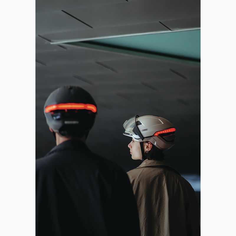 Шолом велосипедний з показчиками повороту ABUS Hyp-E champagne gold 8