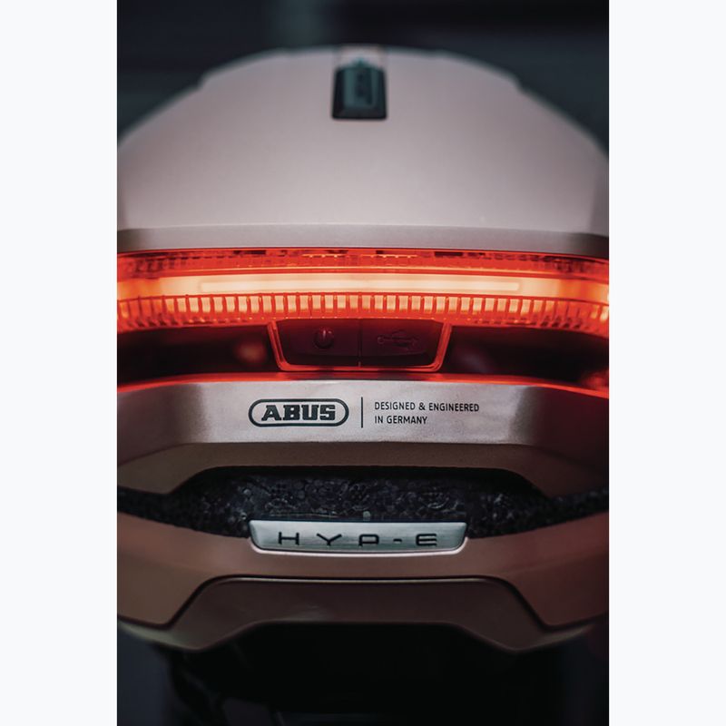 Шолом велосипедний з показчиками повороту ABUS Hyp-E champagne gold 9