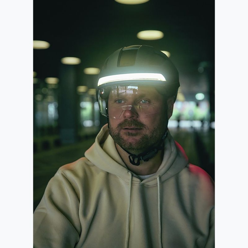 Велосипедний шолом з покажчиками повороту ABUS Hyp-E volcano titan 9