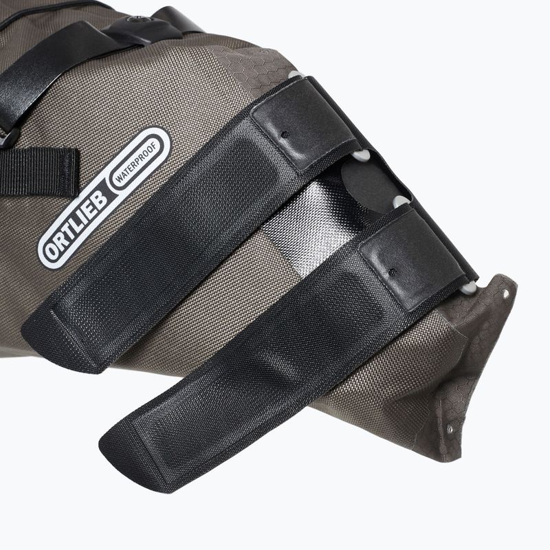 Сумка велосипедна під сідло ORTLIEB Seat-Pack 16.5 л dark sand 7