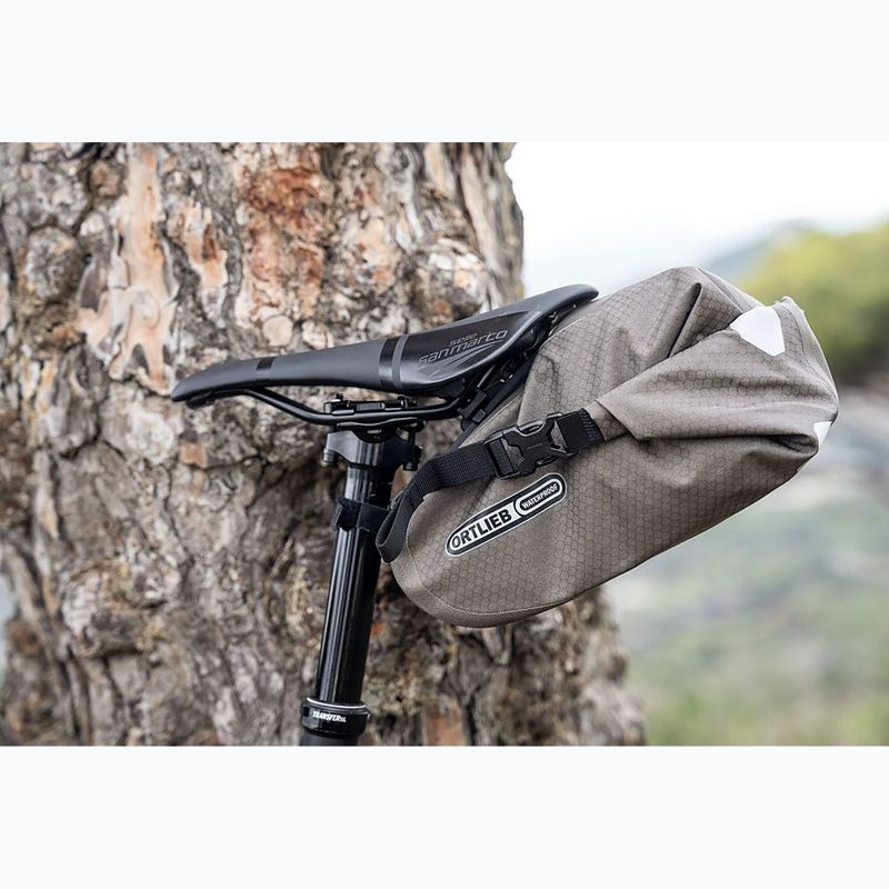Сумка велосипедна під сідло ORTLIEB Saddle-Bag Two 1.6 л dark sand 2