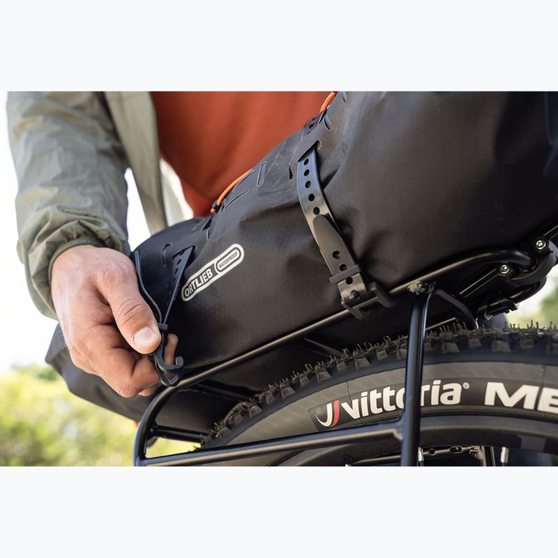 Сумка велосипедна на багажник ORTLIEB Dry-Pack 16 л black matte 11