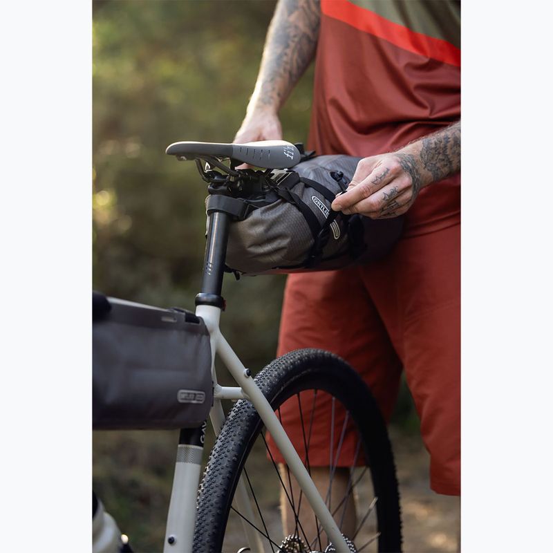 Сумка велосипедна під сідло ORTLIEB Seat-Pack QR 7,5 л dark sand 10