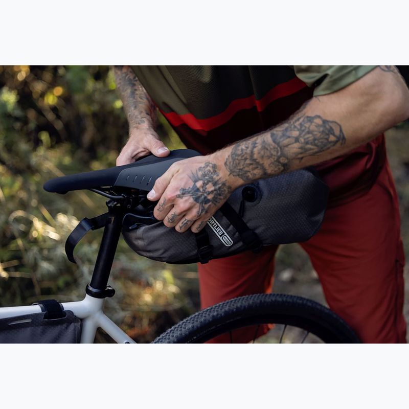 Сумка велосипедна під сідло ORTLIEB Seat-Pack QR 7,5 л dark sand 11