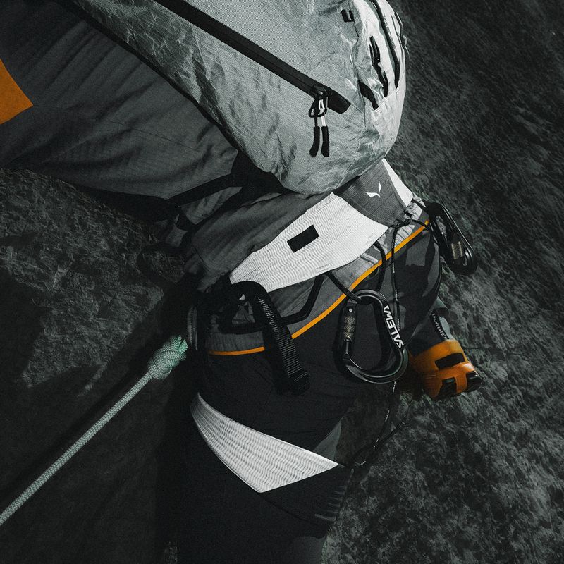 Альпіністська обв'язка Salewa NXT чорна/біла 9