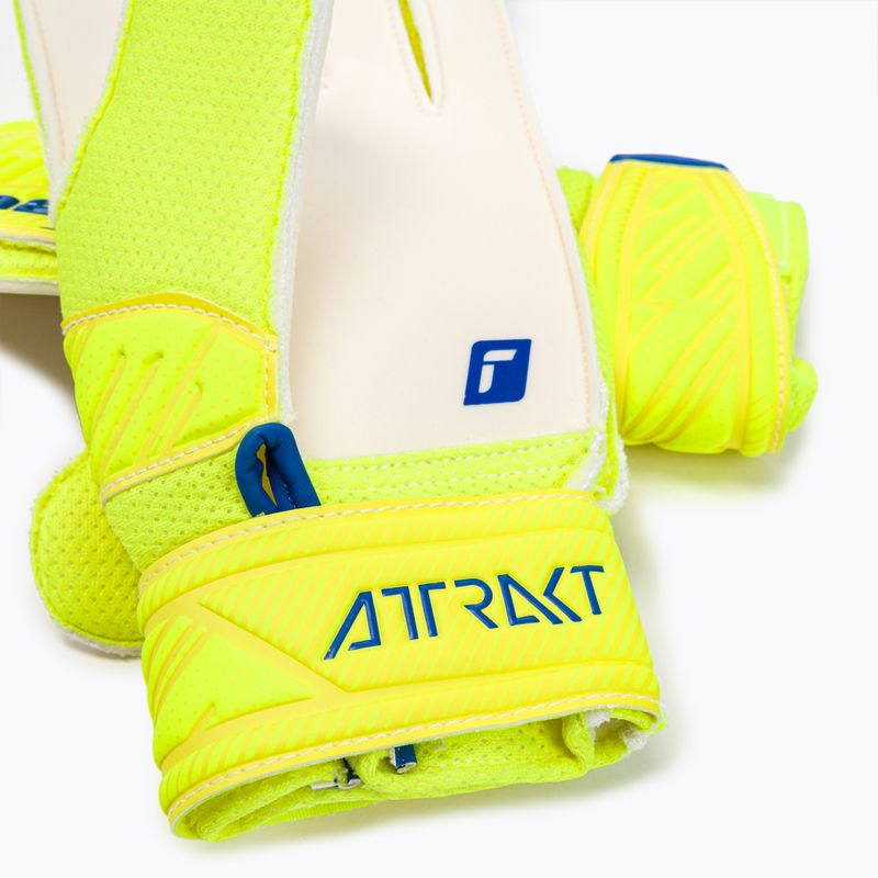 Рукавиці воротарські дитячі Reusch Attrakt Solid Junior жовті 5272515-2001 4