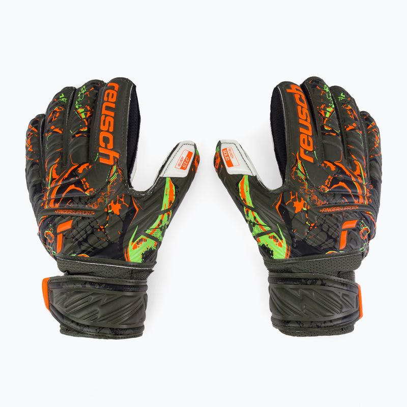 Рукавиці воротарські дитячі Reusch Attrakt Solid Finger Support Junior зелені 5372010-5556