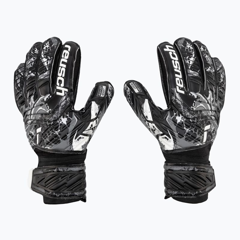 Рукавиці воротарські Reusch Attrakt Resist чорні 5370615-7700
