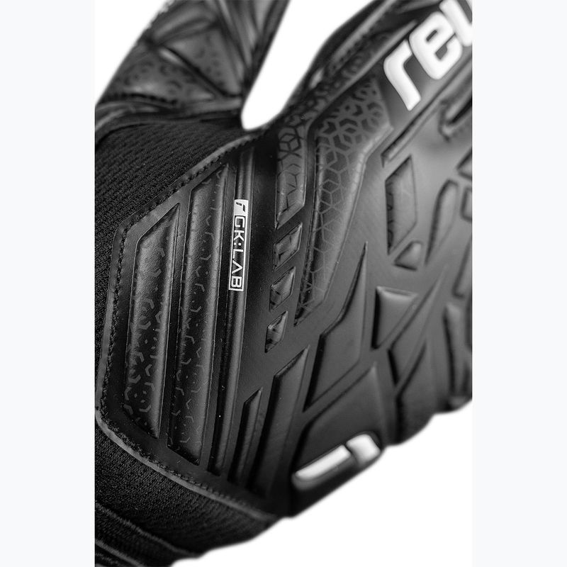 Рукавиці воротарські Reusch Attrakt Resist black 7