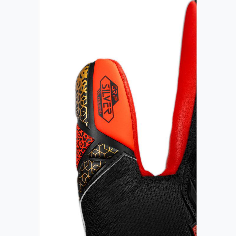 Рукавиці воротарські дитячі Reusch Attrakt Freegel Silver Junior black/gold/fiery red 6