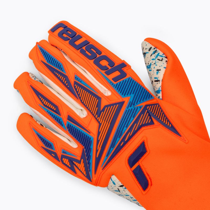 Рукавиці воротарські Reusch Attrakt Freegel Fusion shocking orange/blue 4