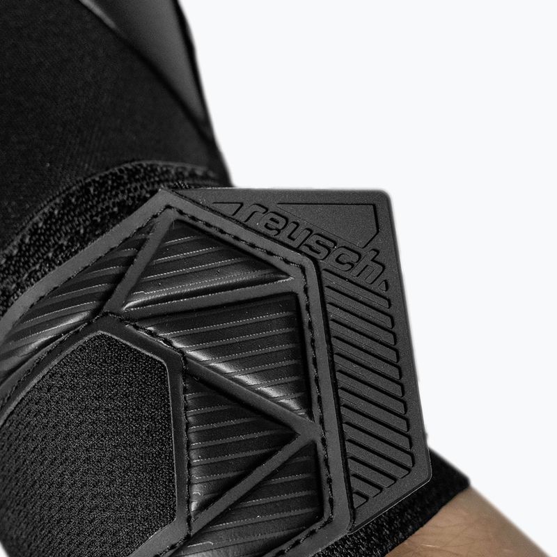 Рукавиці воротарські Reusch Attrakt Freegel Infinity black 8