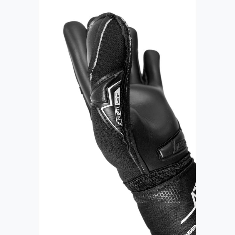 Рукавиці воротарські Reusch Attrakt Freegel Infinity Finger Support 5670730-7700 black 5