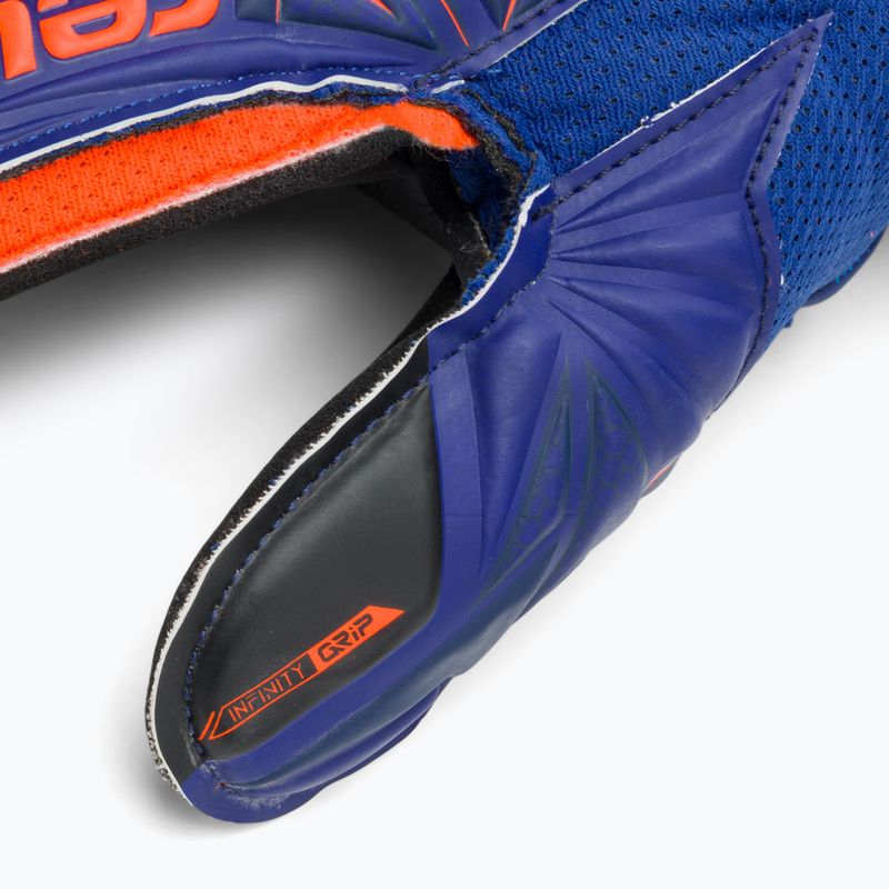 Рукавиці воротарські дитячі Reusch Attrakt Infinity Finger Support Junior sharp blue/shocking orange/black 5