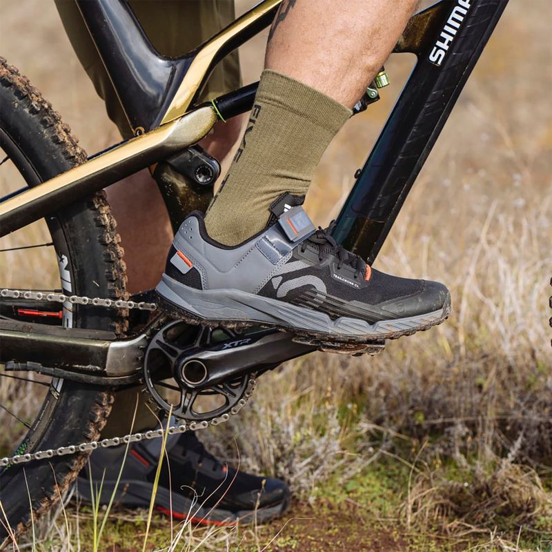 Кросівки велосипедні МТВ чоловічі adidas FIVE TEN Trailcross Clip In core black/grey three/red 14