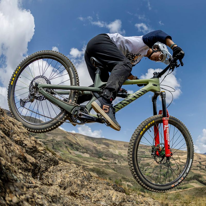 Кросівки велосипедні жіночі adidas FIVE TEN Freerider Pro Canvas W grey six/grey four/impact orange 17