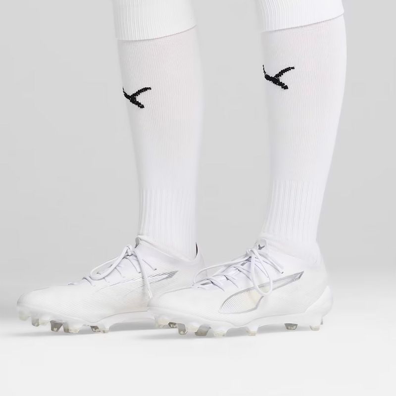 Кросівки футбольні PUMA Ultra 5 Ultimate FG puma white/puma white 13