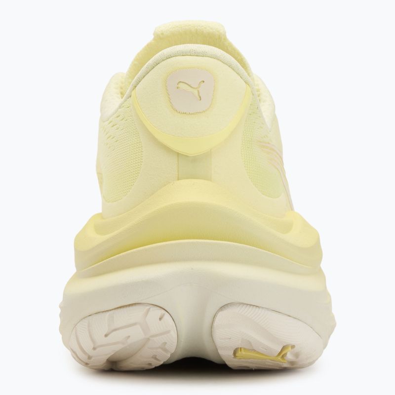 Кросівки для бігу жіночі PUMA MagMax Nitro gold moon 6