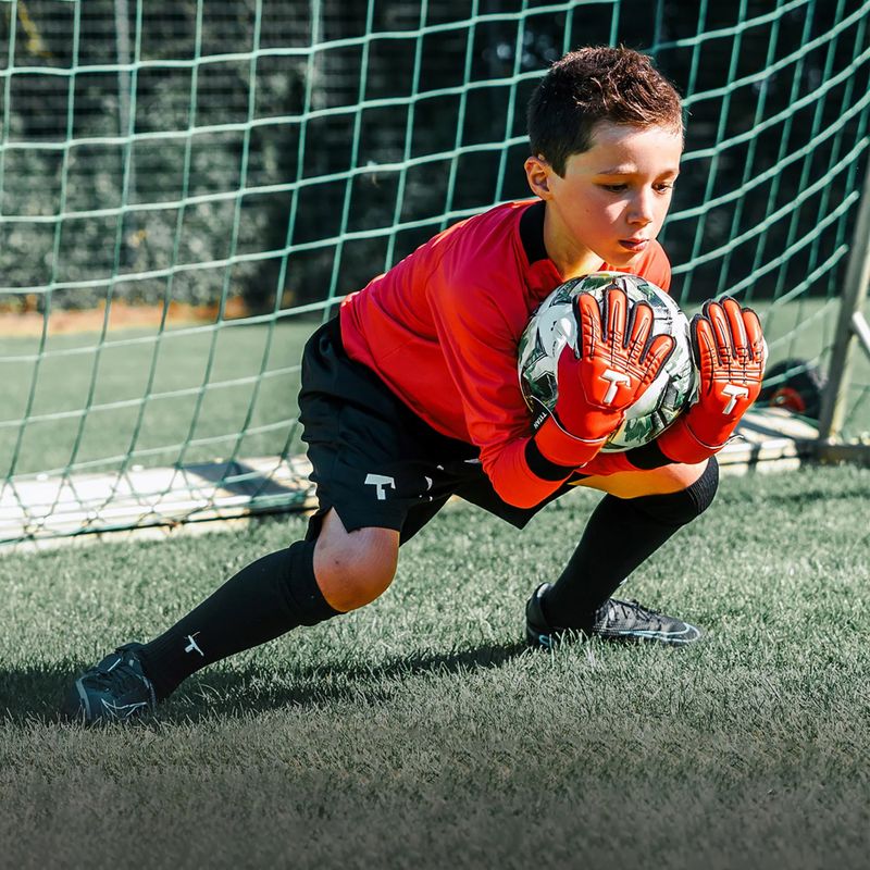 Дитячі воротарські рукавиці T1TAN Fluo Beast 3.0 Junior FP червоні 5